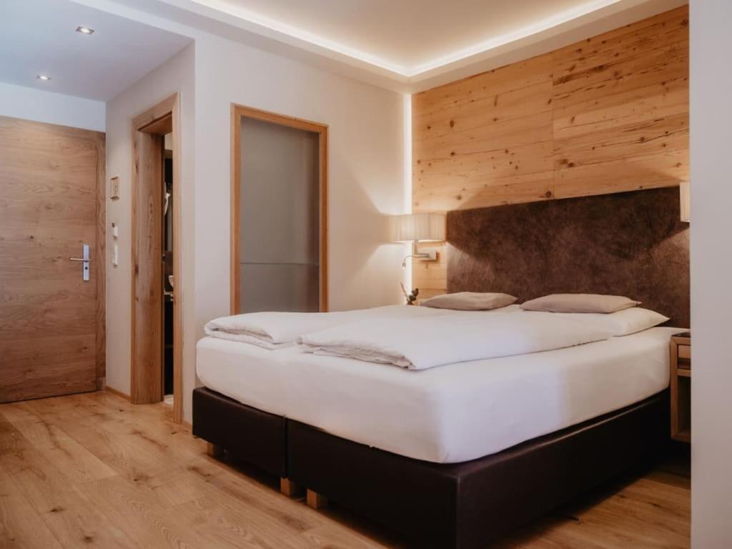 Hotel Berghof - St Johann In Salzburg Sankt Johann im Pongau Exteriör bild
